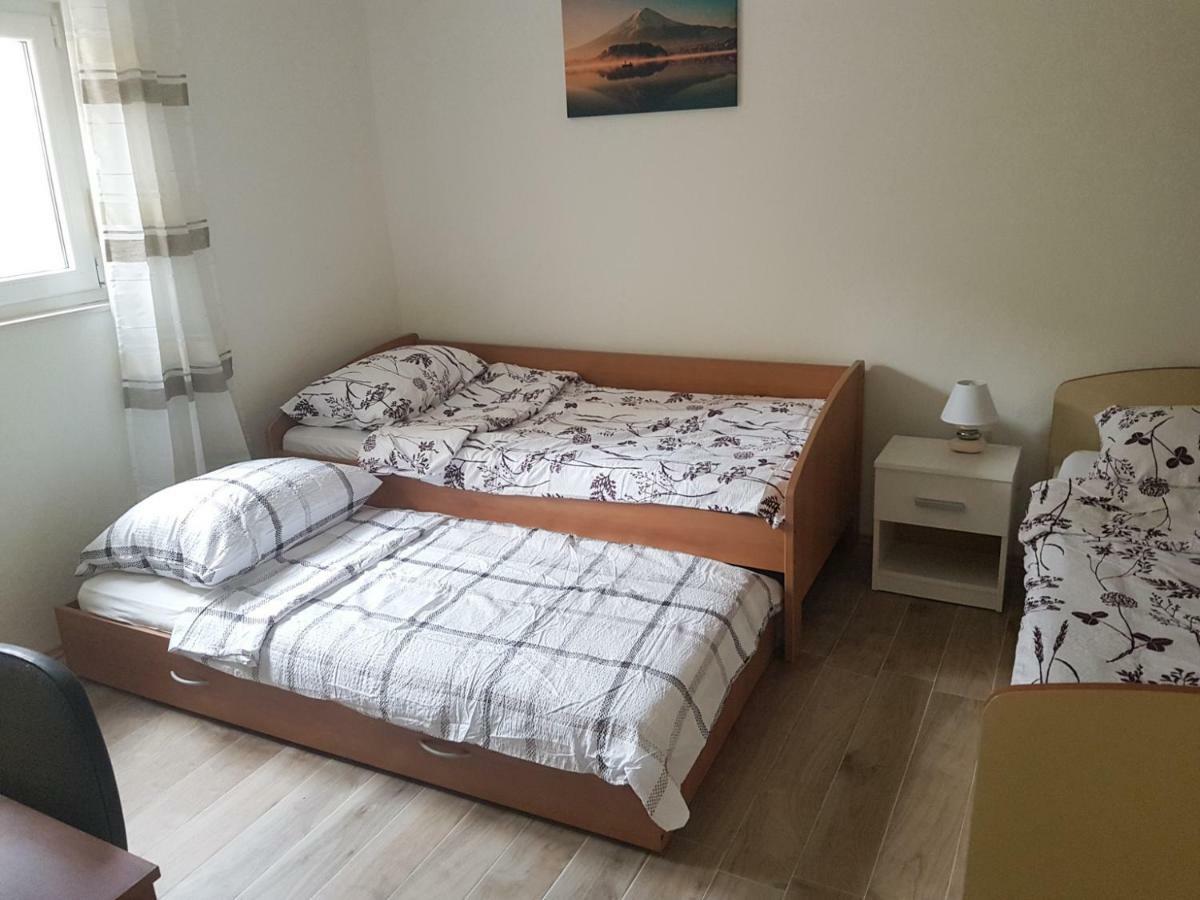 Apartment Drago Kaštela Kültér fotó